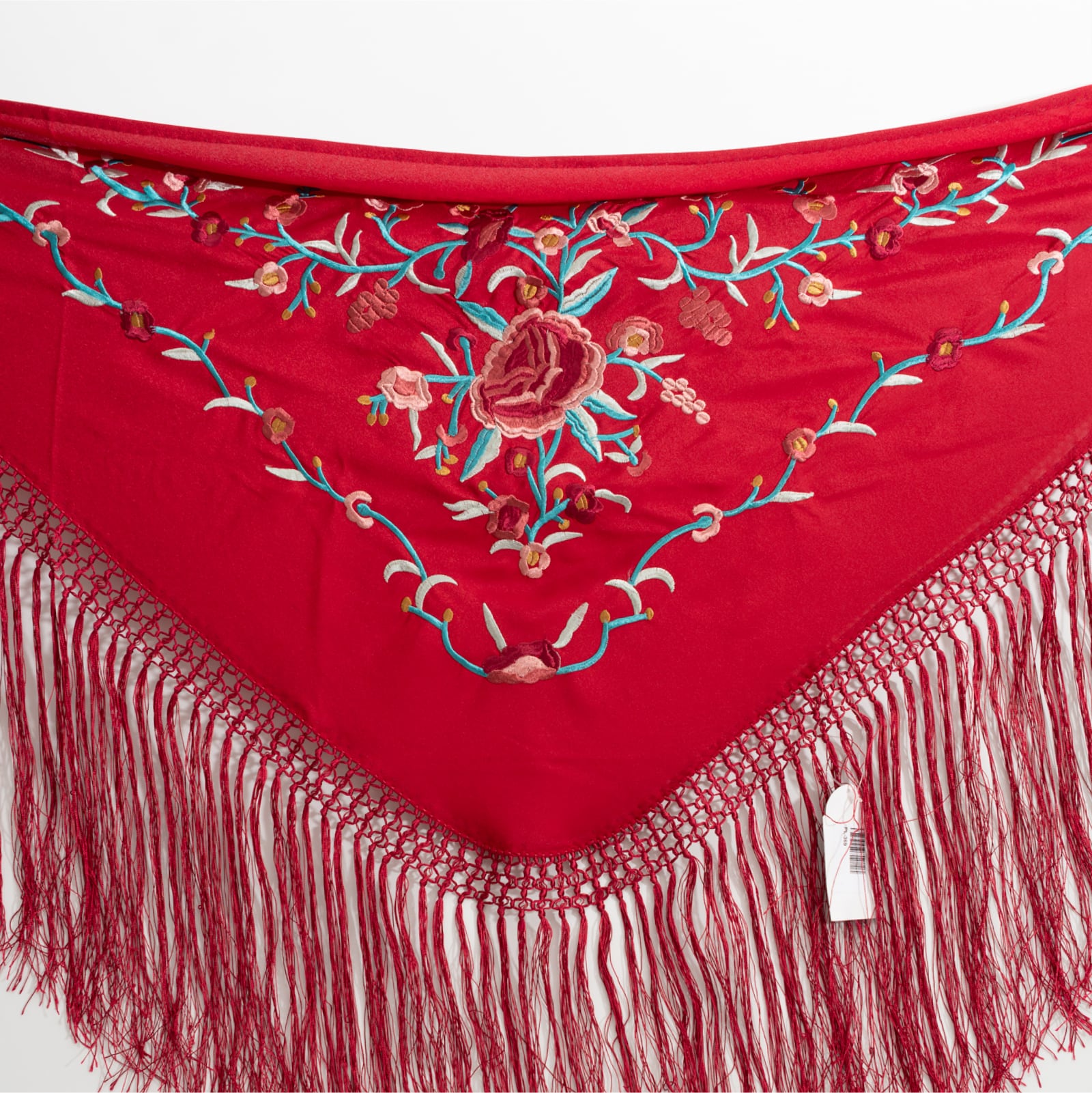 Red floral embroidered mantoncillo shawl · "Pico" shape full view
