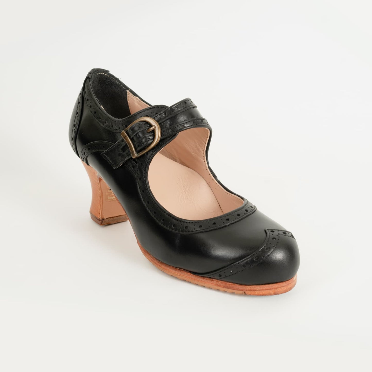 Professional Flamenco Dance Shoes "La Lupi" model A in black leather.