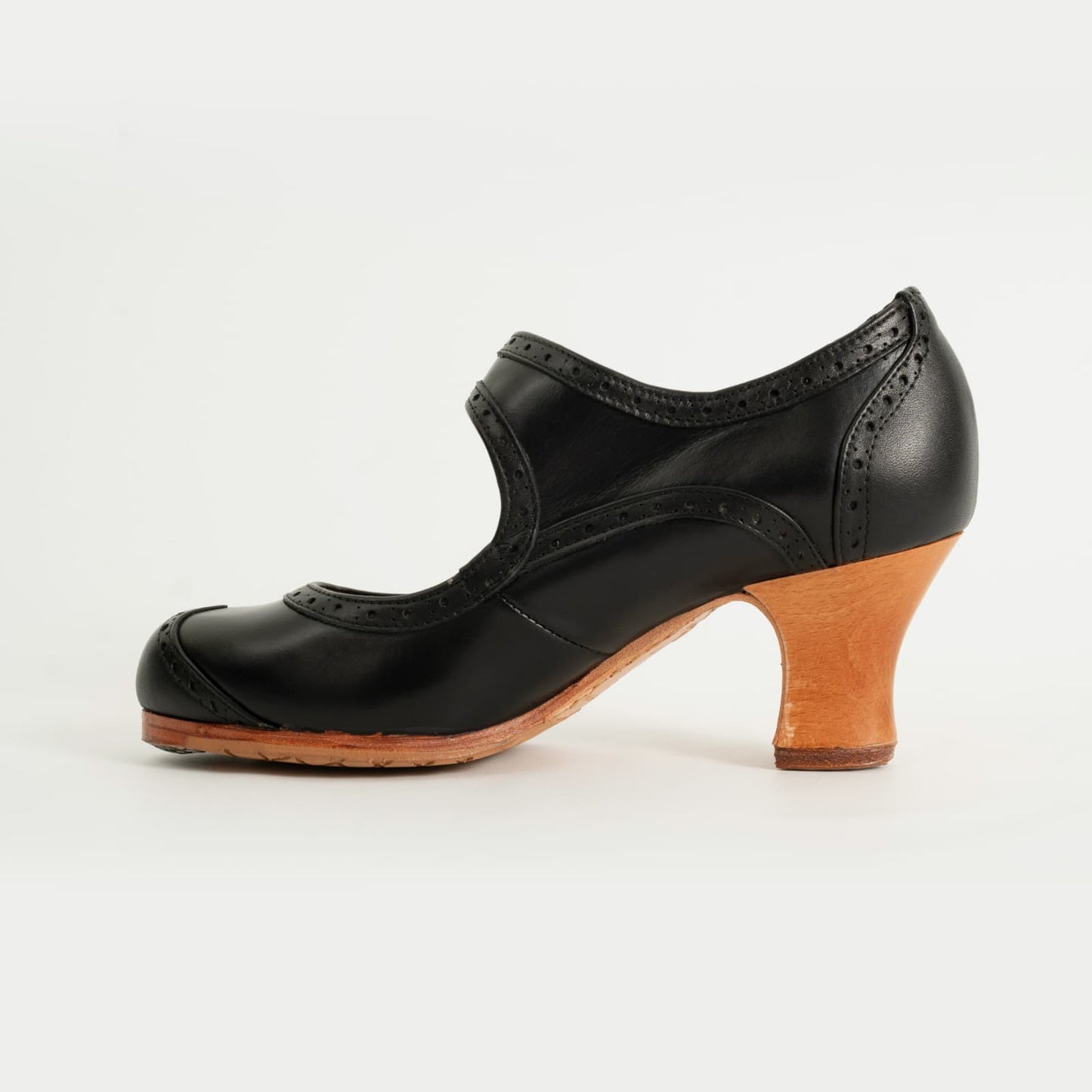 Professional Flamenco Dance Shoes "La Lupi" model A in black leather.