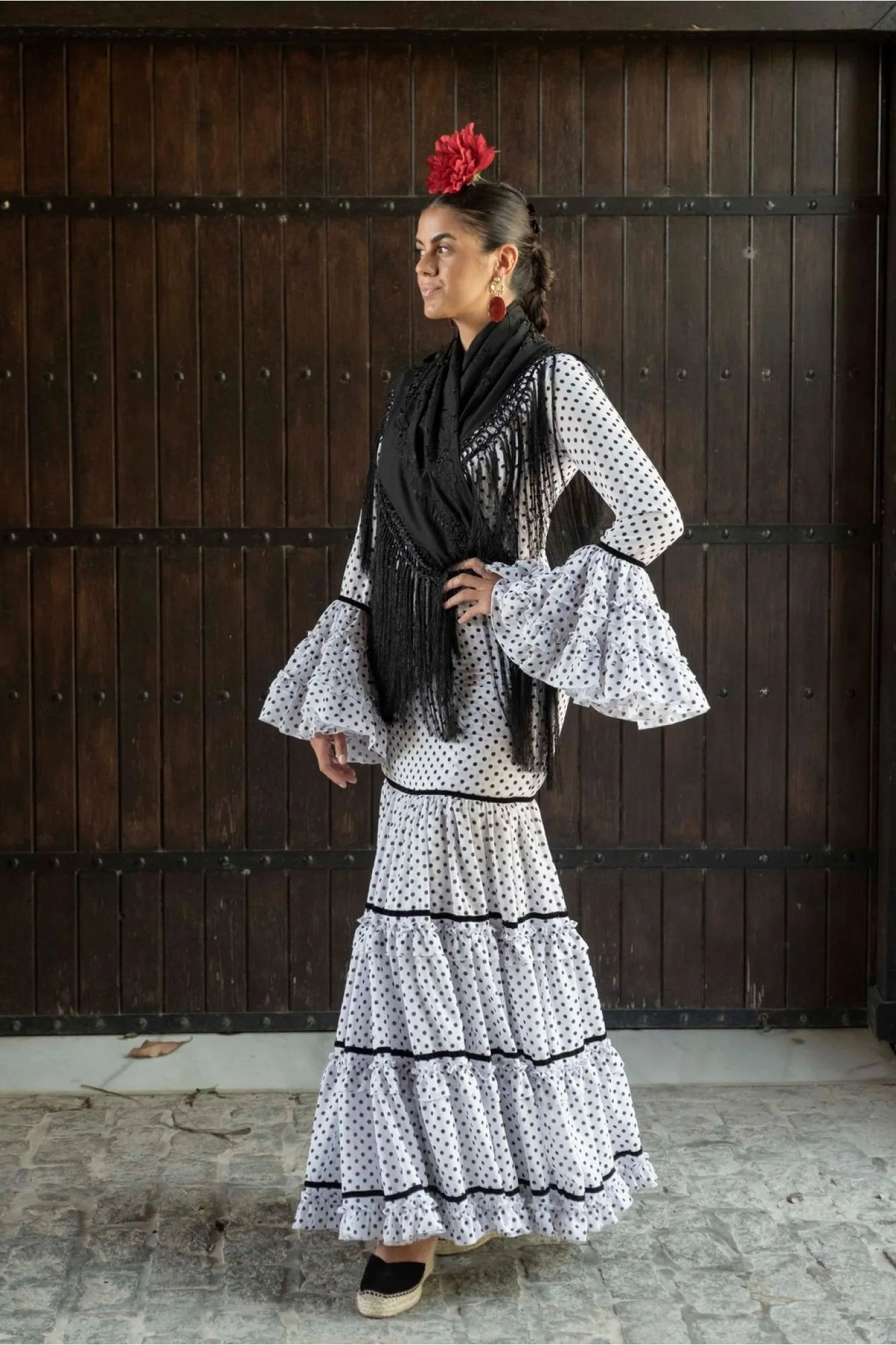 Promesa Dress - White Flamenco Dress with Black Polka Dots & Canastera Skirt · Sevilla Feria Style